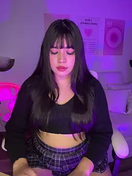 Snapshot of iEmily_ chatting on 05-30-26, 12:30 iEmily online show from 05-30-26, 12:30