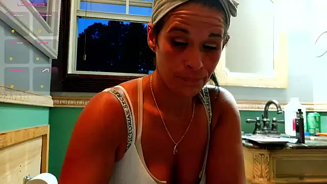 Vanessa Valentine online show from 05-20-26, 01:12