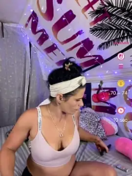 Vanessa Valentine online show from 06-04-26, 03:07