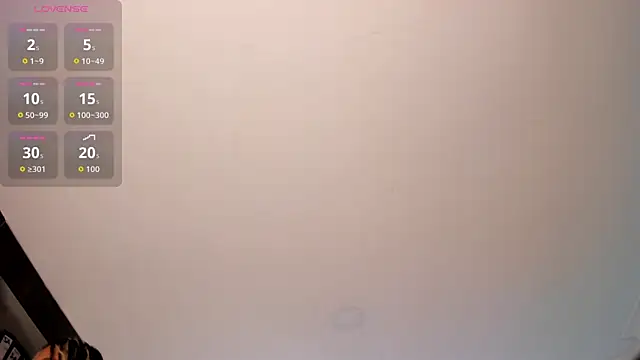 Snapshot of Sky_Loren chatting on 07-28-26, 03:35 Sky Loren online show from 07-28-26, 03:35