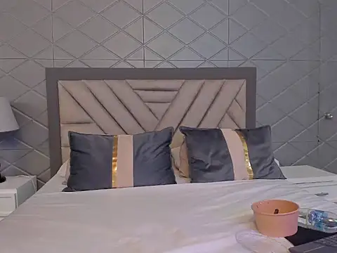 CharyLin online show from 05-16-26, 12:07