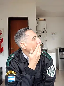 Alejandro83bsf online show from 06-11-26, 03:10