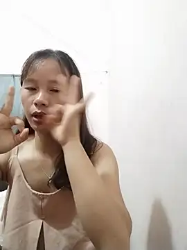 Snapshot of -Natina- chatting on 06-18-26, 08:03 -Natina- online show from 06-18-26, 08:03