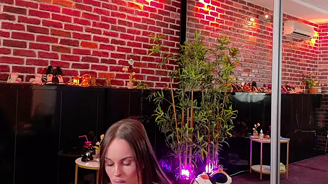 HannahIsabellee online show from 05-01-26, 07:51
