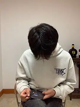 YangYang-8 online show from 04-27-26, 02:26