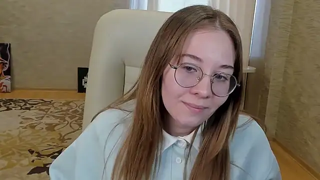 TarraChipman online show from 04-29-26, 09:57