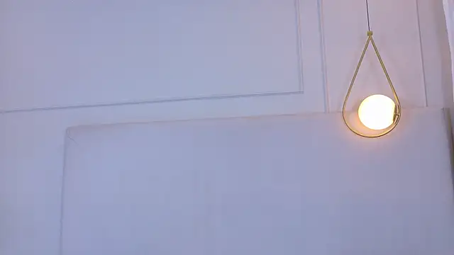 Snapshot of ZoeyPetit chatting on 07-22-26, 01:03 ZoeyPetit online show from 07-22-26, 01:03