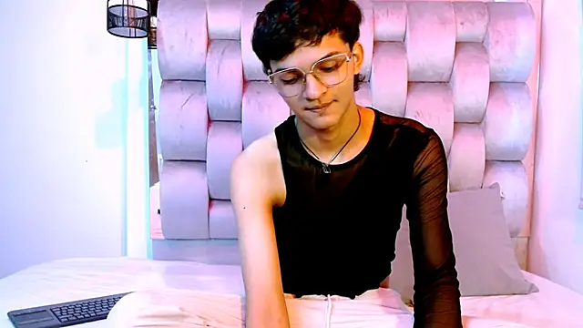 SahirCharm online show from 06-20-26, 05:27