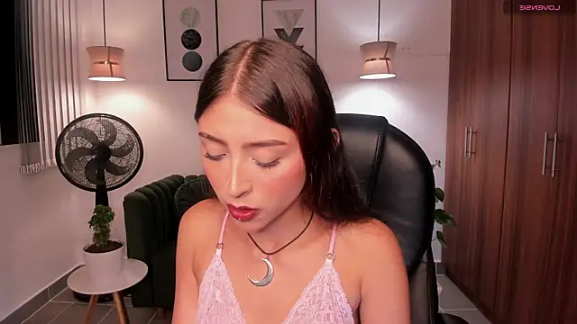 Nikky sweett  online show from 05-28-26, 05:49