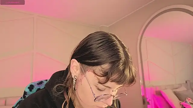 Rossiee huntt online show from 07-03-26, 12:44