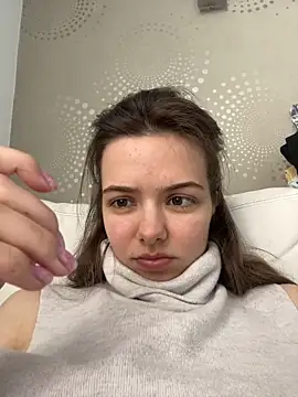 TheGirlWhoCriedDuck online show from 05-04-26, 07:59