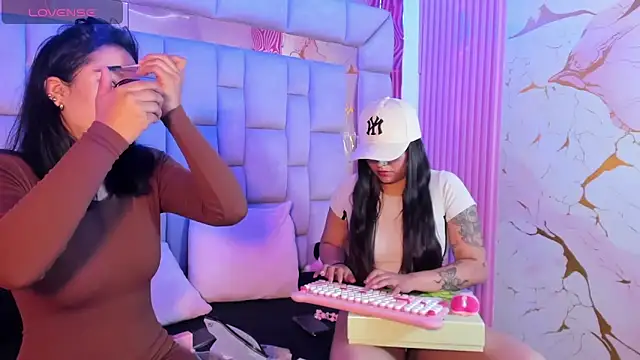 Anal Temptation online show from 06-10-26, 01:10