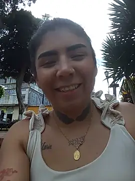 Snapshot of PequenaNena chatting on 05-21-26, 08:16 PequenaNena online show from 05-21-26, 08:16