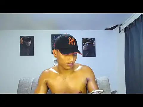 Snapshot of Ian_Arcia chatting on 06-02-26, 11:18 Ian Arcia online show from 06-02-26, 11:18