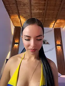 catalina lafer online show from 06-17-26, 02:07
