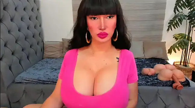 Snapshot of PlayfullMaria chatting on 12-24-24, 04:08 PlayfullMaria online show from 12-24-24, 04:08
