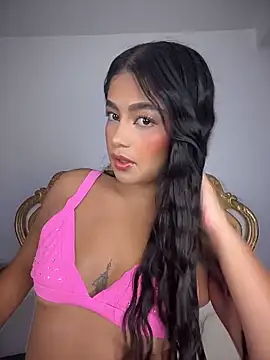 Snapshot of EvasBlazeXXX chatting on 05-10-26, 01:05 EvasBlazeXXX online show from 05-10-26, 01:05