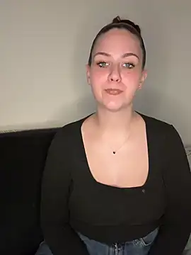 CuteBeaX online show from 07-27-26, 06:04