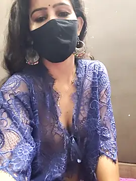 Snapshot of Kanika_76 chatting on 06-25-26, 05:39 Kanika 76 online show from 06-25-26, 05:39
