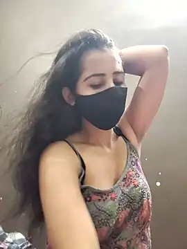 Snapshot of Kanika_76 chatting on 07-26-26, 04:25 Kanika 76 online show from 07-26-26, 04:25