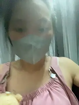 Lynlyn99 online show from 06-15-26, 02:52