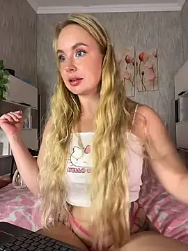 Kitty-Kelsi online show from 06-26-26, 08:19