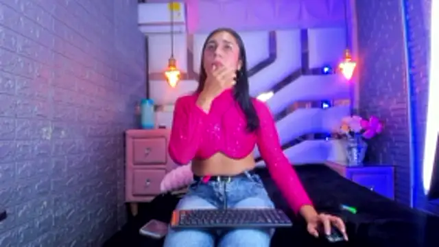 MahiaraHot online show from 05-06-26, 02:19