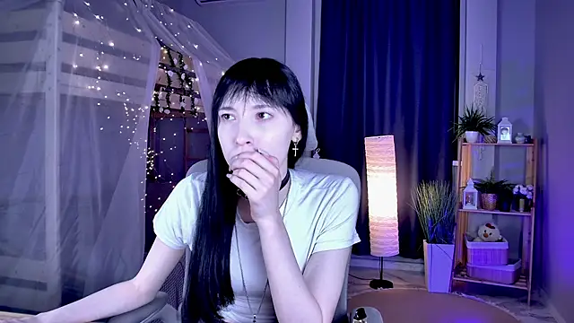 SeraphineSparda online show from 06-16-26, 11:24