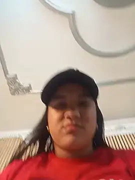 NATY BUSTOS online show from 05-22-26, 01:35