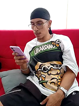 Lil black009 online show from 05-07-26, 02:55