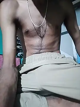 Snapshot of Tushu_under19_boy chatting on 05-21-26, 04:14 Tushu under19 boy online show from 05-21-26, 04:14