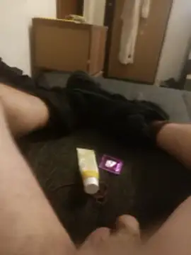 chris6123 online show from 02-11-26, 03:39