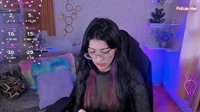 mia smoke  online show from 06-09-26, 04:40
