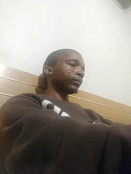 sixInchMan00 online show from 04-29-26, 11:00