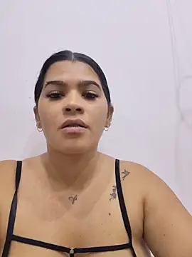 KarinaCortess online show from 05-19-26, 08:59