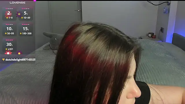 EmmyyK online show from 06-27-26, 12:22
