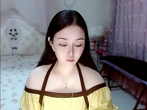 Snapshot of Amy-cnbaby chatting on 06-24-26, 01:26 Amy-cnbaby online show from 06-24-26, 01:26