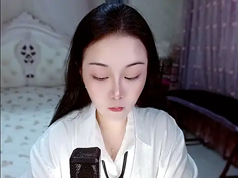 Snapshot of Amy-cnbaby chatting on 06-27-26, 01:54 Amy-cnbaby online show from 06-27-26, 01:54