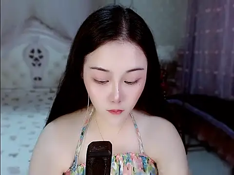 Snapshot of Amy-cnbaby chatting on 07-05-26, 01:45 Amy-cnbaby online show from 07-05-26, 01:45