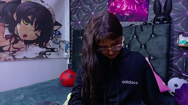 Noa lau online show from 07-14-26, 04:28