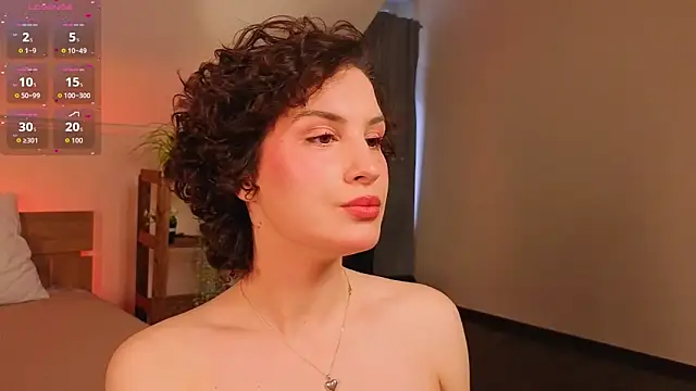 Snapshot of Malena_Noir chatting on 05-14-26, 03:35 Malena Noir online show from 05-14-26, 03:35