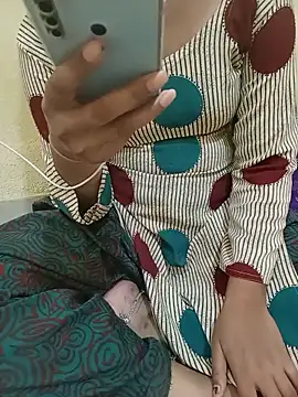 Snapshot of Seema_yadav01 chatting on 06-10-26, 05:07 Seema yadav01 online show from 06-10-26, 05:07
