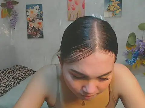Snapshot of ur_asiankat chatting on 05-14-26, 03:24 ur asiankat online show from 05-14-26, 03:24