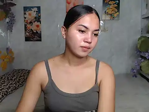 Snapshot of ur_asiankat chatting on 08-02-26, 09:02 ur asiankat online show from 08-02-26, 09:02