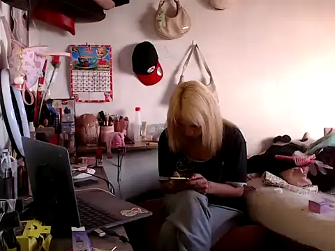 bunnyfoxxd online show from 07-06-26, 12:57
