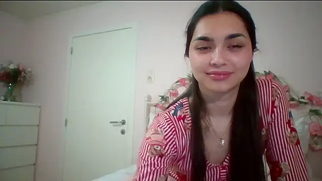 yourbella37 online show from 05-13-26, 07:55