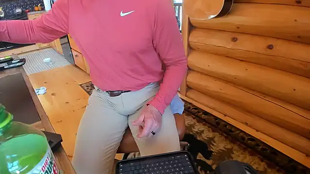 wobbleon online show from 04-30-26, 08:57