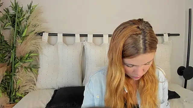  zoe 3 online show from 06-16-26, 12:30
