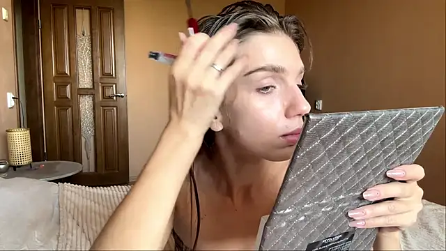 TrishIsaac online show from 07-01-26, 07:43