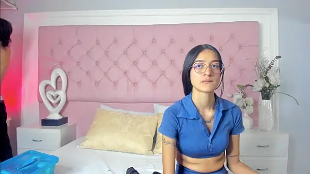 SarahDoll   online show from 05-21-26, 12:56